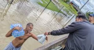 Man gets water in flood