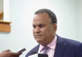 Caption: Bahamas Finance Minister Michael Halkitis